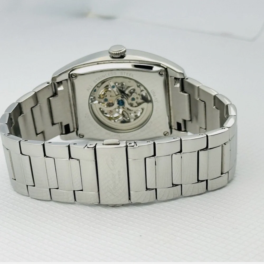 Kenneth Cole elegant watch